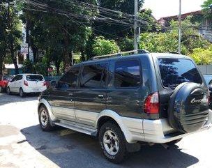 Selling Black Isuzu Crosswind 2002 in Quezon City