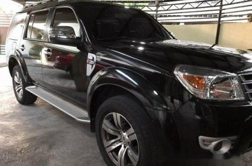 Selling Black Ford Everest 2012 at 87000 km 