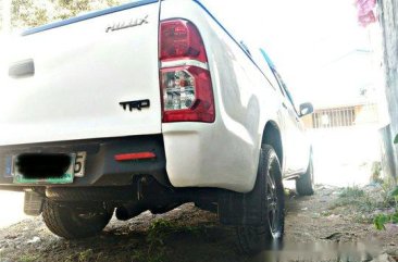 White Toyota Hilux 2012 for sale in Manual