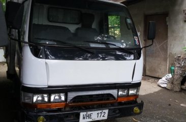 White Mitsubishi Fuso 2015 for sale in San Antonio