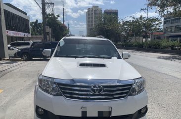 Selling White Toyota Fortuner 2014 in Pasig