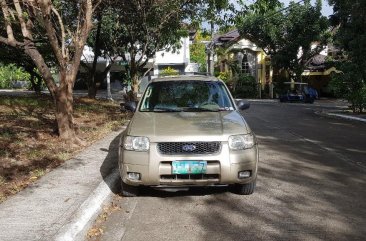 Brown Ford Escape 2004 for sale in Muntinlupa