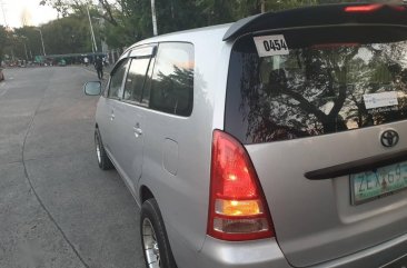 Selling Silver Toyota Innova 1996 in Mandaluyong