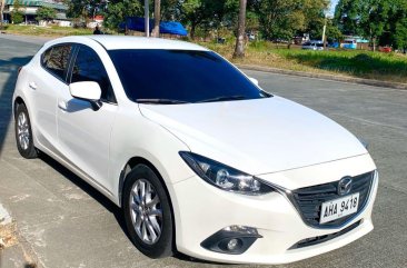 Selling Pearl White Mazda 3 2015 in Quezon