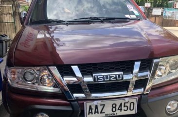 Red Isuzu Crosswind 2014 for sale in Talisay