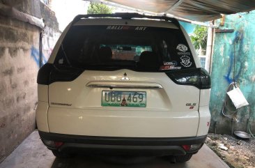 Selling White Mitsubishi Montero sport 2012 in Marikina