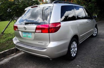 Toyota Sienna 2004 for sale in Quezon City