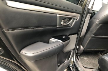 Sell Black 2018 Honda Cr-V in Manila