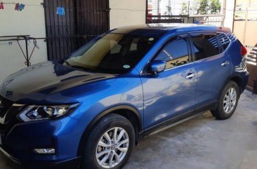Selling Blue Nissan X-Trail 2018 in Manila