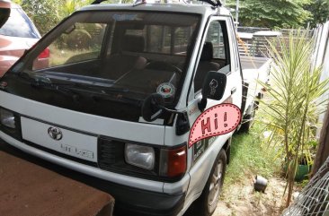 Sell White 1990 Toyota Lite Ace in Talavera