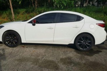 Sell White 0 Mazda 3 in Manila