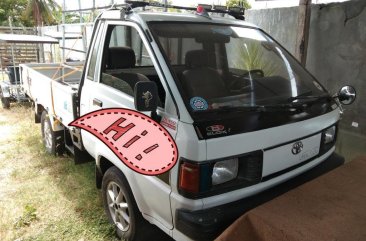 Sell White 1990 Toyota Lite Ace in Talavera