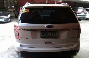 White Ford Explorer 2013 for sale in Manila