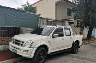White Isuzu D-Max 2006 for sale in Automatic