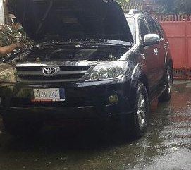 Black Toyota Fortuner 2006 for sale in Bacoor 