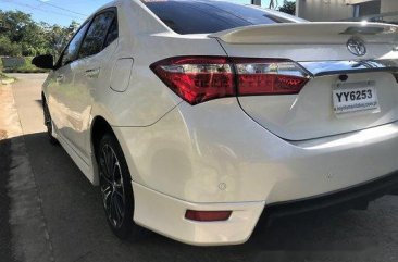 Sell White 2016 Toyota Corolla altis in Manila