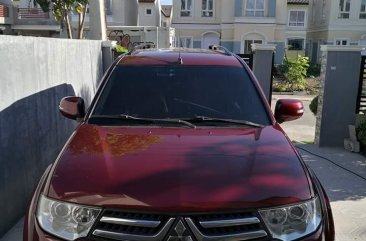 Selling Red Mitsubishi Montero 2014 in Manila