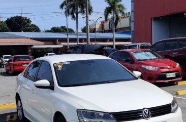 Sell White 2014 Volkswagen Jetta in Las Pinas