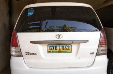 White Toyota Innova 2011 for sale in Manual