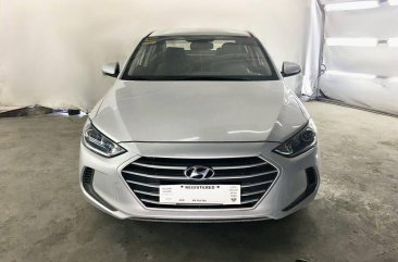 Silver Hyundai Elantra 2017 for sale in Carmona