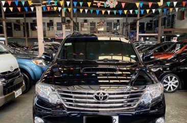 Selling Black Toyota Fortuner 2015 in Mandaluyong