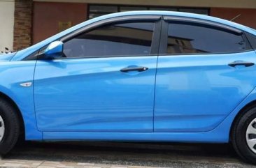 Selling Blue Hyundai Accent 2018 in Manila