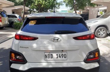 White Hyundai KONA 2018 for sale in Automatic