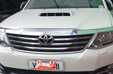 Pearl White Toyota Fortuner 2015 for sale in Quezon City