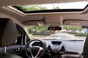 White Ford Ecosport 2016 for sale in Makati