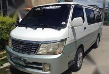 Selling White Toyota Hiace 2017 in Castillejos