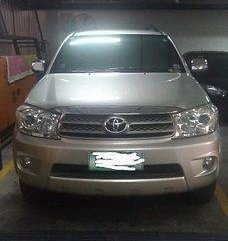 Silver Toyota Fortuner 2011 for sale in Manila