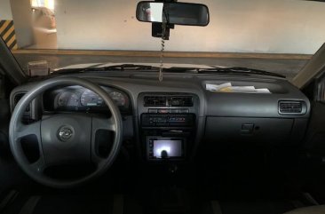 Beige Nissan Frontier 2012 for sale in Manual