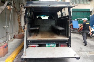 Black Isuzu Elf 1994 for sale in Manual