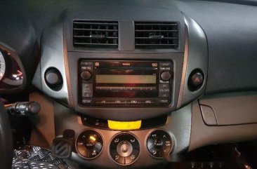 White Toyota Rav4 2011 for sale in Automatic