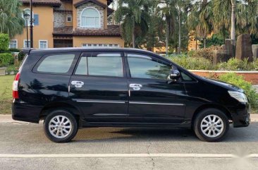 Selling Black Toyota Innova 2014 in Quezon City