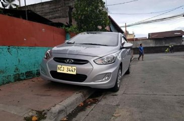 Silver Hyundai Accent 2017 for sale in Bautista