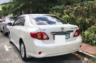 White Toyota Corolla altis 2010 for sale in Manila