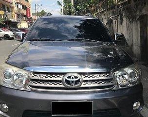 Sell Grey 2009 Toyota Fortuner in Manila