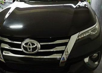 Sell Black 2017 Toyota Fortuner at 35000 km