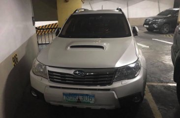 Pearl White Subaru Forester 2010 for sale in Manila 