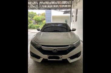 White Honda Civic 2017 Sedan for sale in Lipa