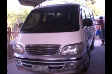 Selling White Toyota Hiace 2000 Van in Sison