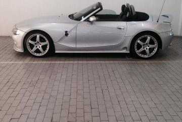 Selling Silver Bmw Z4 2005 Convertible in Quezon City