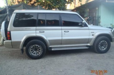 Sell Gray & White 2003 Mitsubishi Pajero SUV / MPV in Talisay