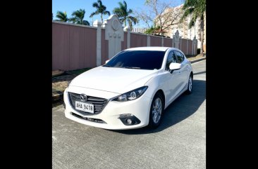 Selling Pearl White Mazda 3 2015 Hatchback at 51743 in Quezon City
