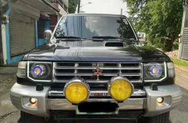 Black Mitsubishi Pajero 2004 SUV / MPV at Automatic  for sale in Manila