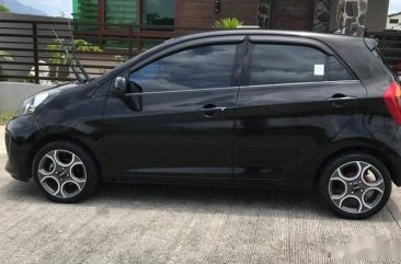 Selling Black Kia Picanto 2016 SUV / MPV in Santa Rosa