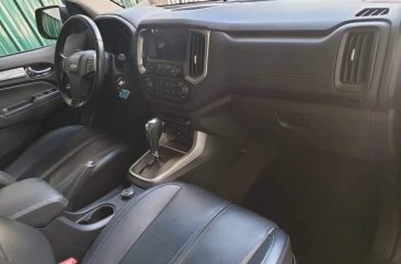 Selling RedChevrolet Trailblazer 2017 SUV / MPV in Manila