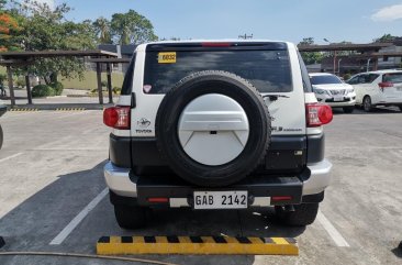 Selling White Toyota Fj Cruiser 2017 SUV / MPV in Cebu City