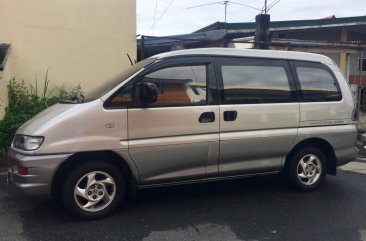 Selling Silver Mitsubishi Delica Space Gear 2004 Van in Parañaque